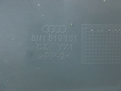 2000 Audi TT Mk1 / 8N - Center Dash Ducting 8N18191513
